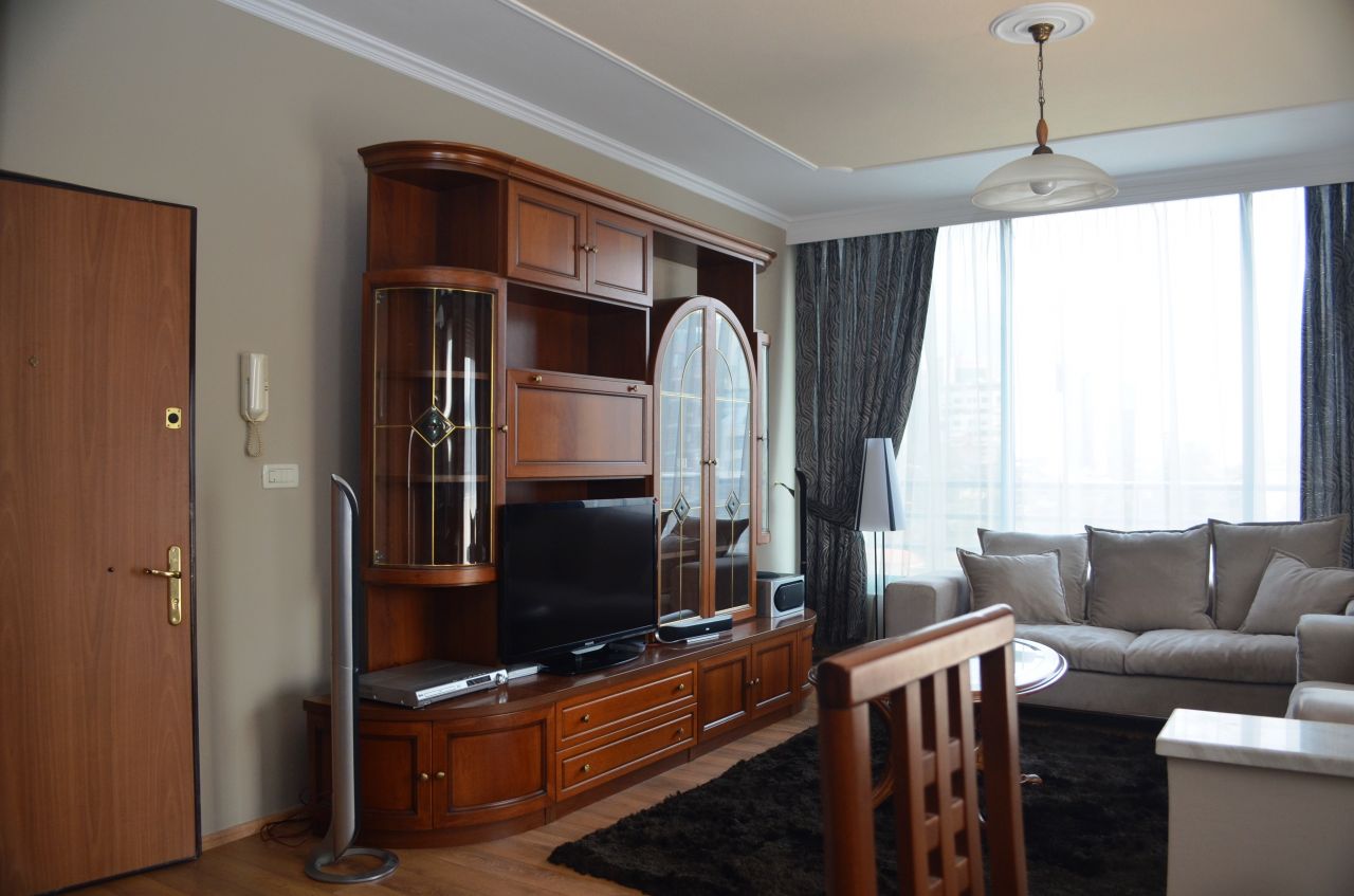 apartment for rent in the center of the city 